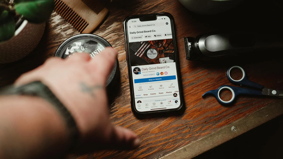 Marca personal y redes sociales en smartphone