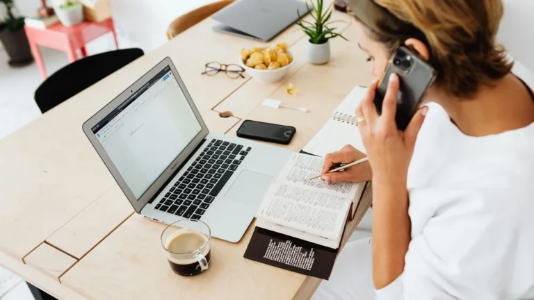 Multitarea por qué te hace creer que rindes más