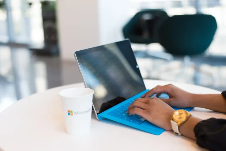 Crear agentes personalizados con Copilot Studio principiantes