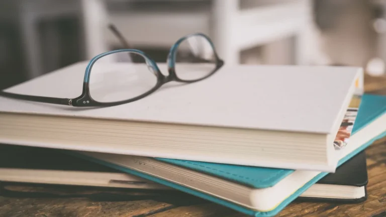 SEO para YouTube 2026: la guía basada en literatura especializada