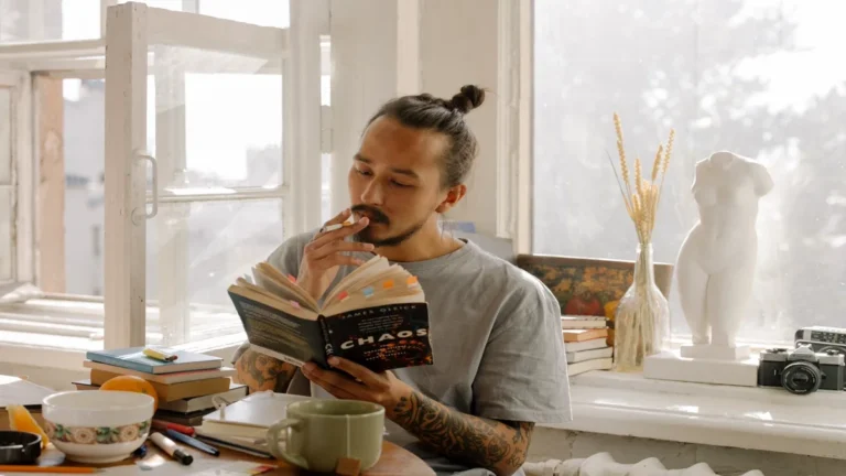 Proteger tu concentración en un mundo de distracciones guía basada en libros
